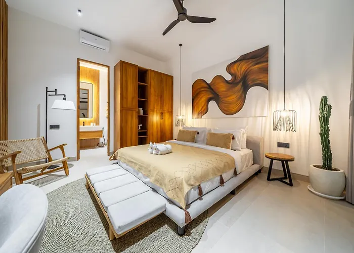 Brand-new With Gorgeous Jungle Views And An Expansive Pool *